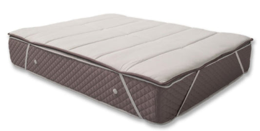 Topper (sobrecolchão) em FIBRA com 6 cm de altura. Óptimo para colocar sobre colchões usados, aumentando o seu conforto e o tempo de vida do seu colchão. O produto ideal para conseguir um descanso mais suave..